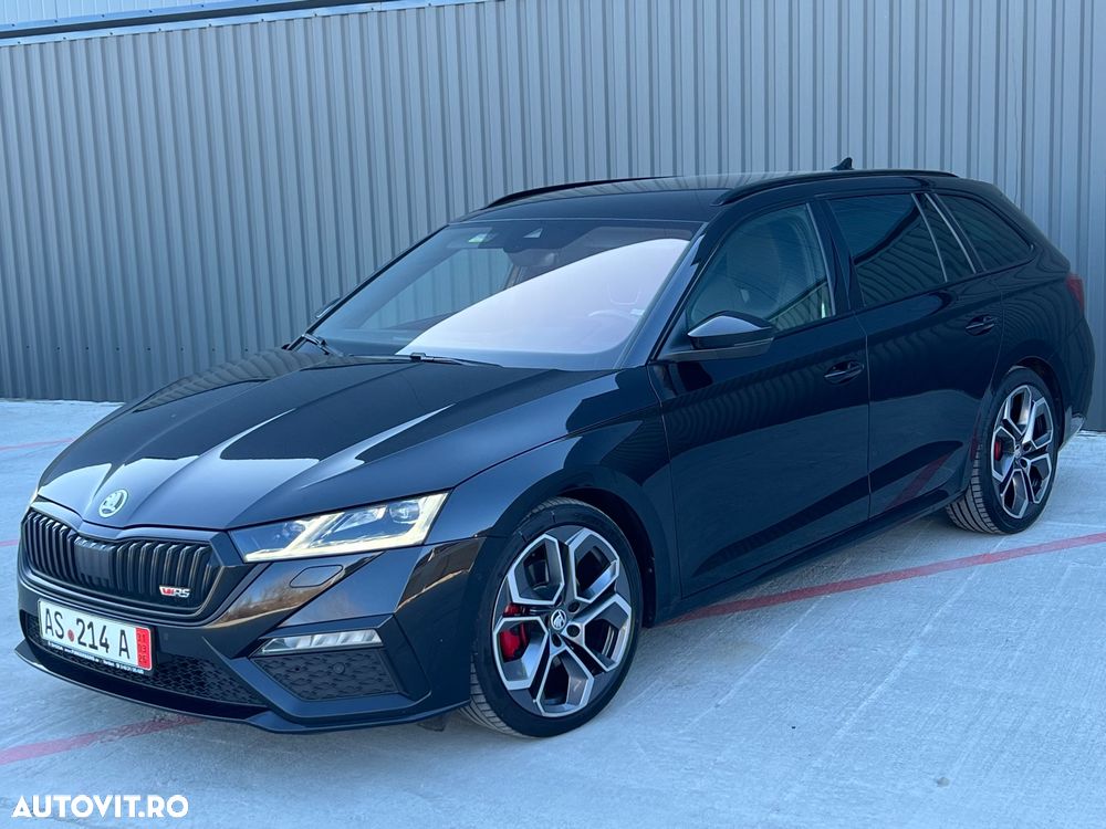 Skoda Octavia 2.0 TDI DSG RS Plus - 1