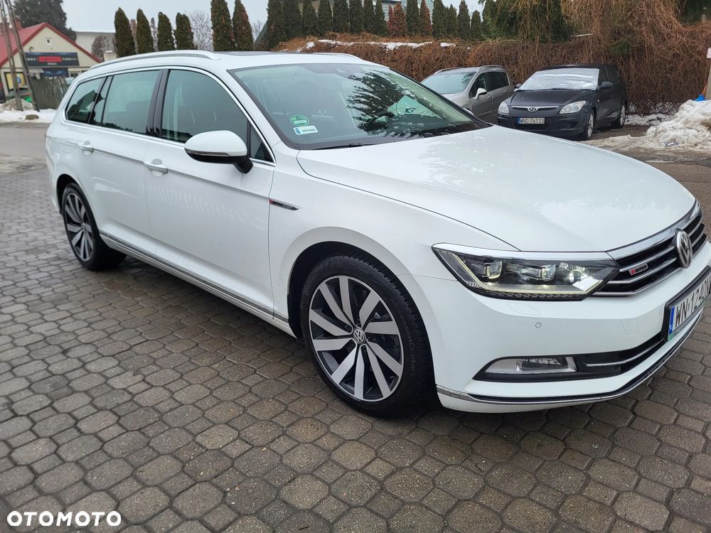 Volkswagen Passat - 4