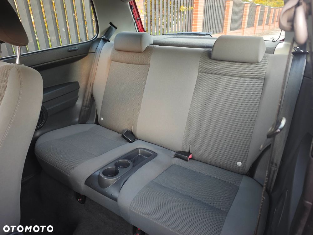 Volkswagen Fox - 18