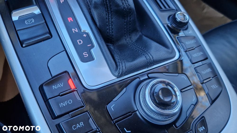Audi A4 Limousine 2.0 TFSI quattro S tronic Ambiente - 34