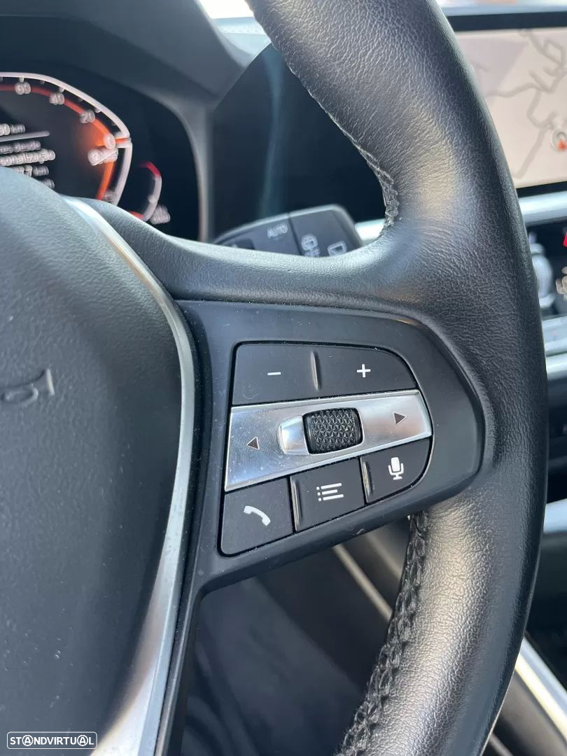 BMW 320 d Touring Line Sport Auto - 25