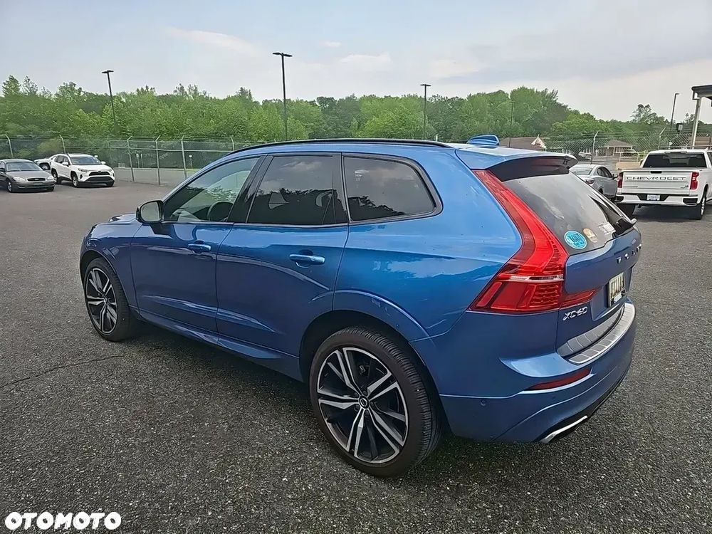 Volvo XC 60 T5 AWD Geartronic RDesign - 4
