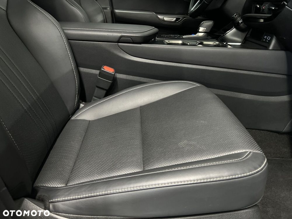 Lexus NX 350h Business AWD - 15