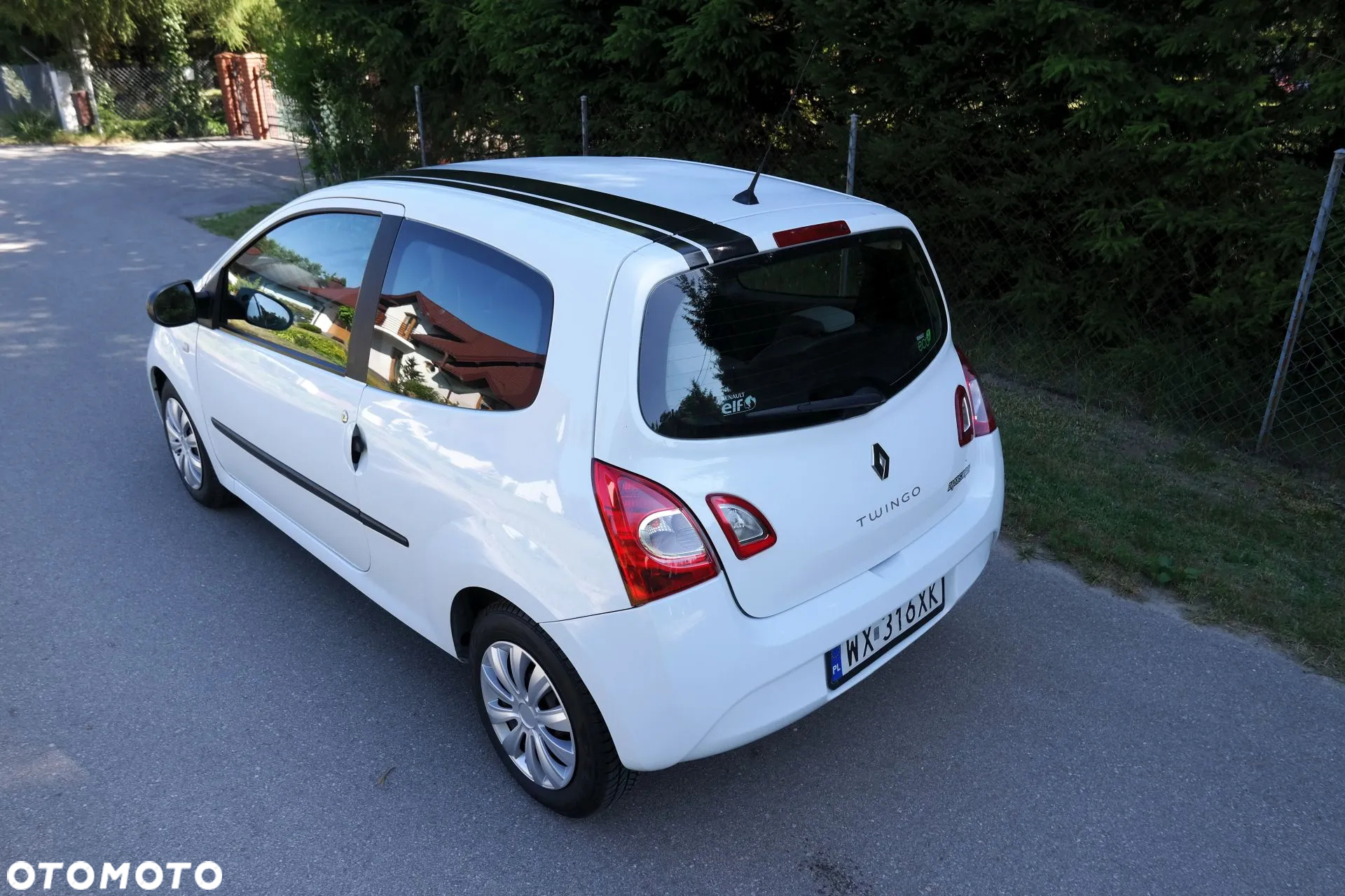Renault Twingo 1.2 16V Eco Access - 18