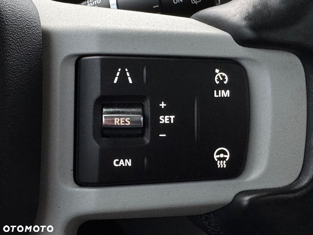 Land Rover Defender 2.0 P300 S - 27