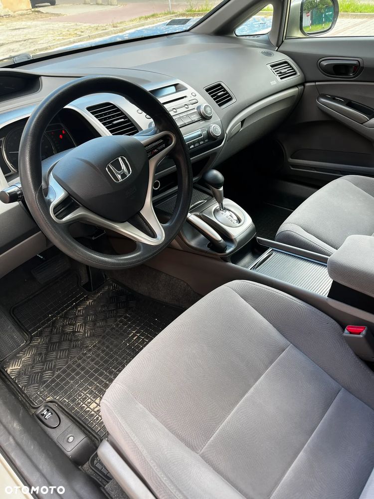 Honda Civic 1.8 Comfort - 7
