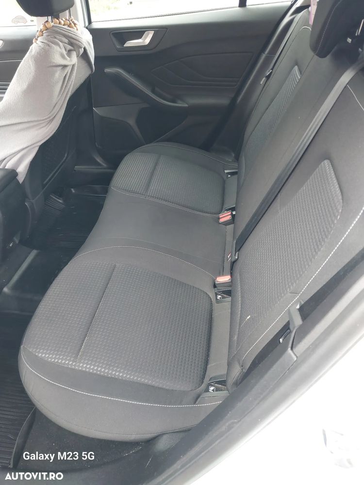 Ford Focus 1.5 EcoBlue Titanium - 6