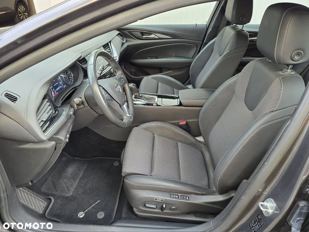 Opel Insignia 2.0 CDTI Elegance S&S - 9
