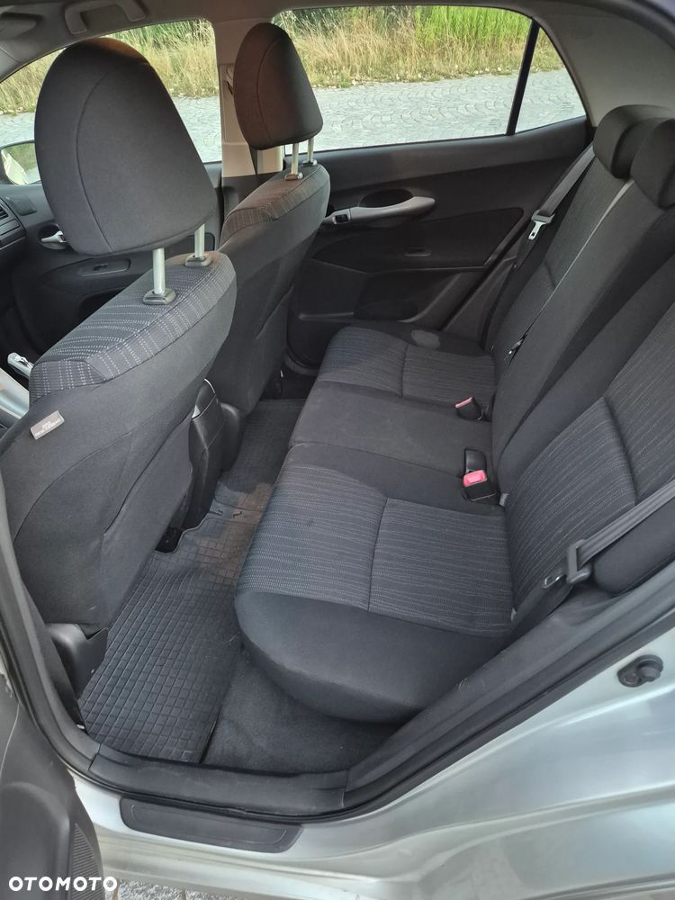 Toyota Auris 1.4 D-4D Terra - 9