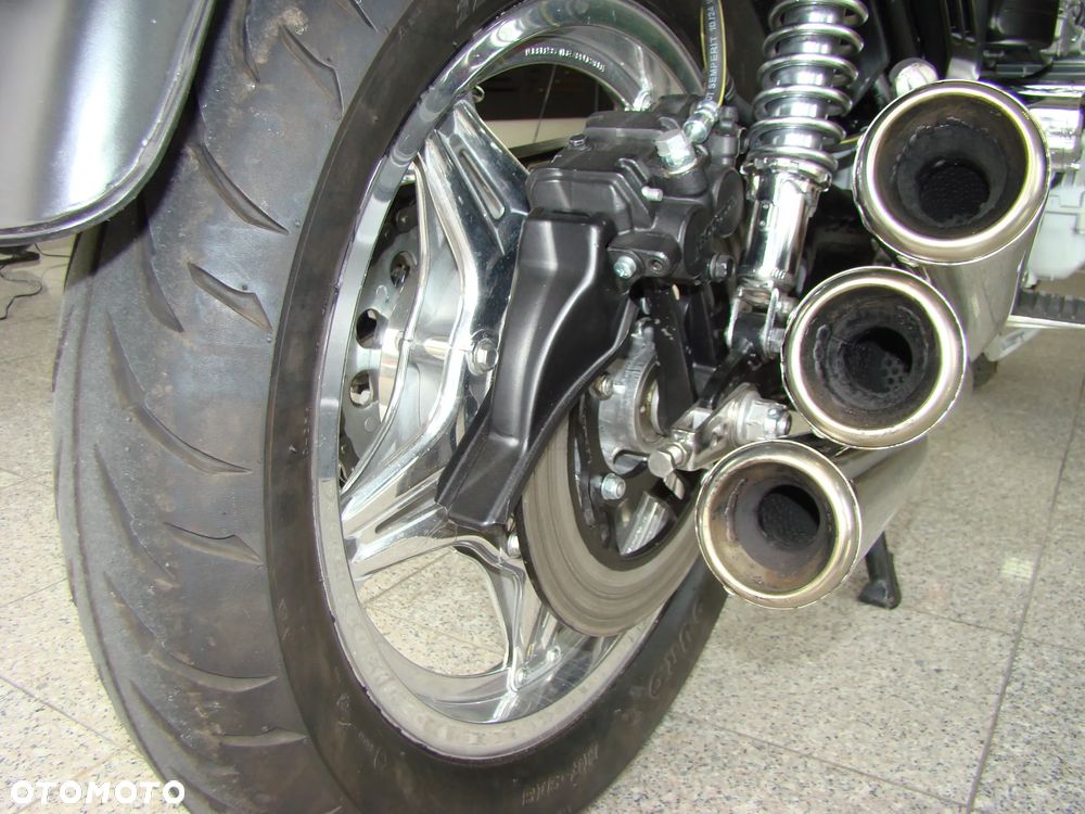 Honda CBX - 41