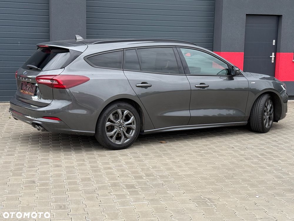 Ford Focus 1.5 EcoBlue Start-Stopp-System ST-LINE - 4