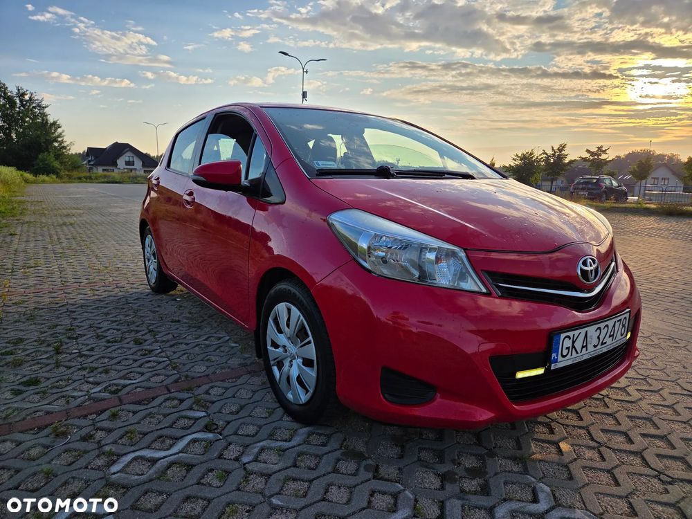 Toyota Yaris 1.0 Luna - 4