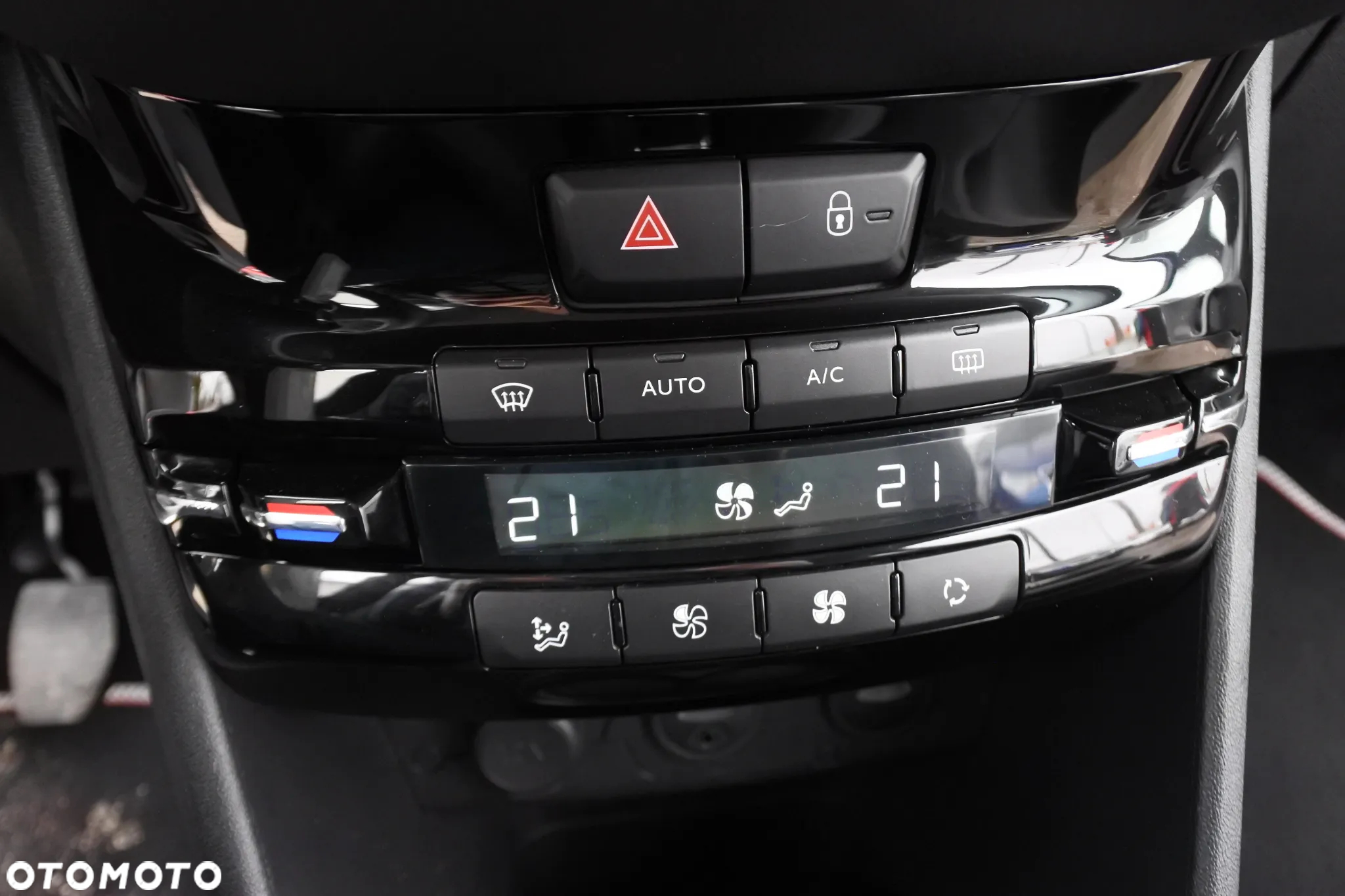 Peugeot 208 1.2 VTi Active - 16