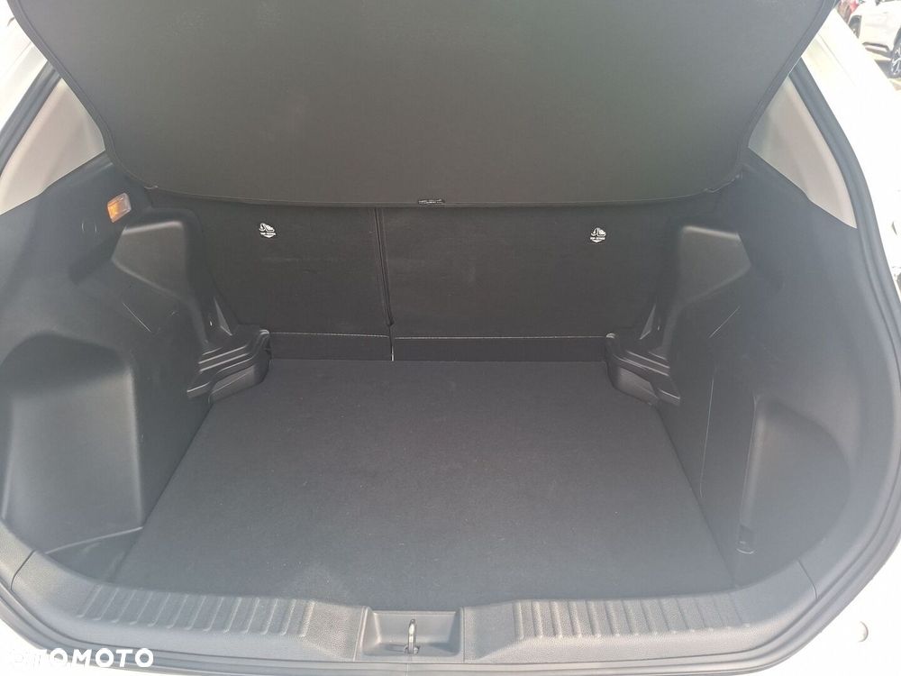 Toyota Yaris Cross Hybrid 1.5 Comfort - 13