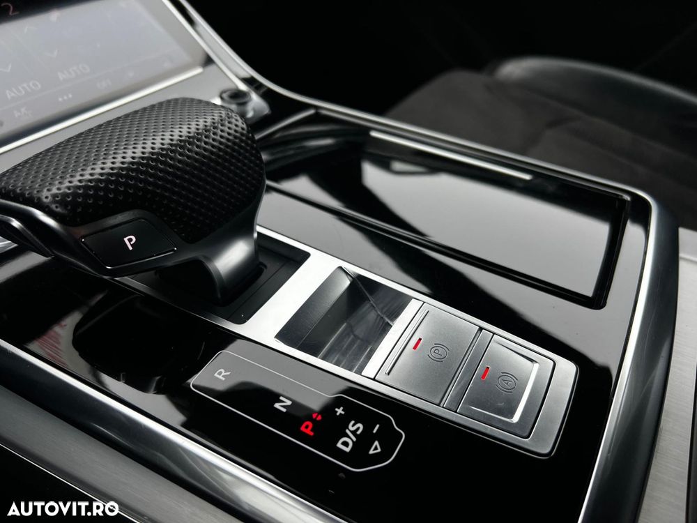 Audi Q8 - 16