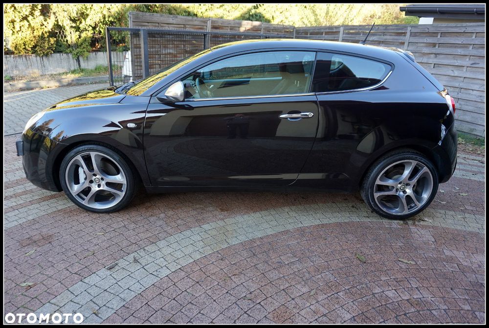 Alfa Romeo Mito - 25