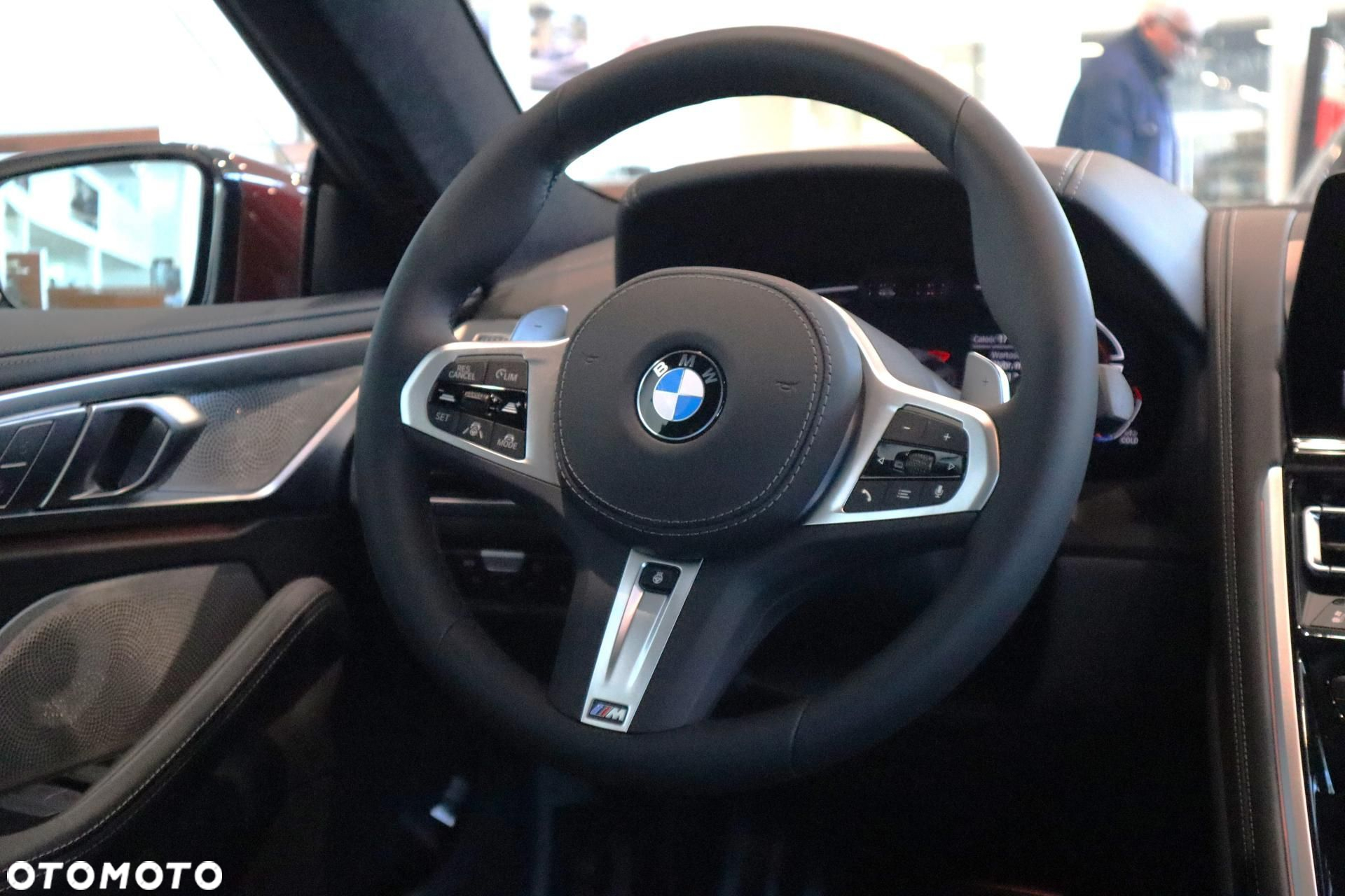 BMW Seria 8 - 19