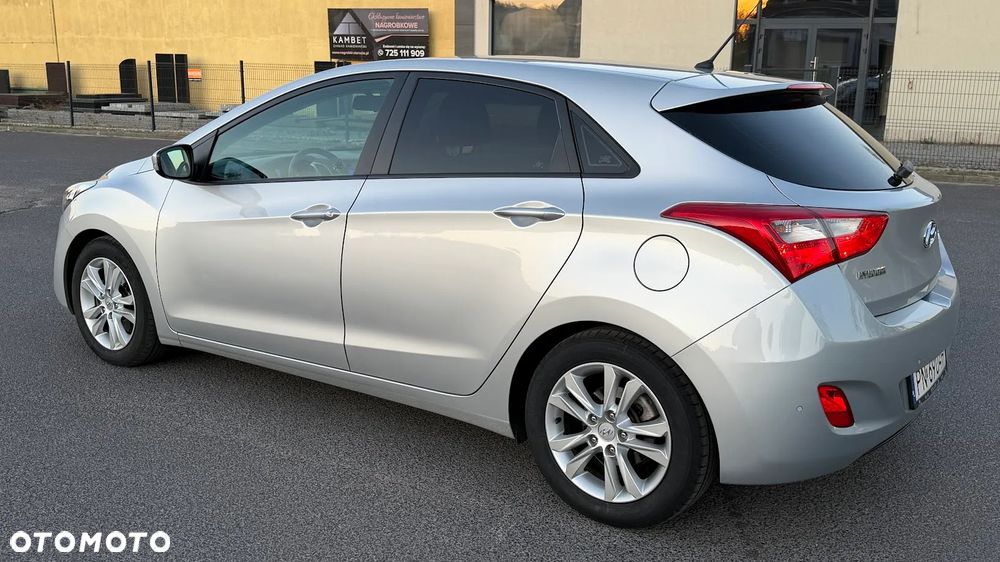 Hyundai i30 1.4 Base - 36