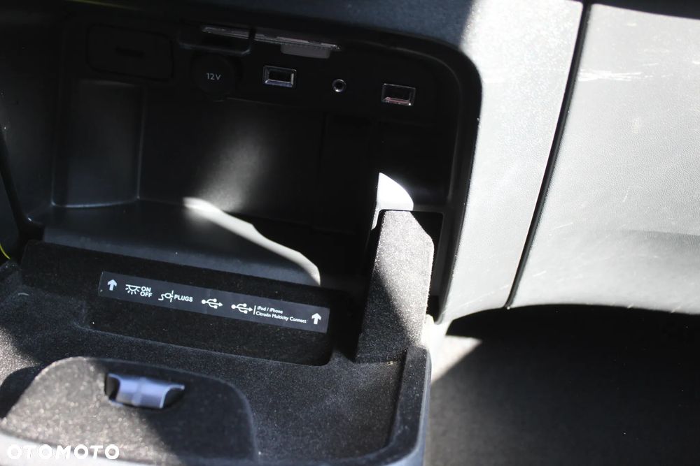 Citroën C4 Picasso BlueHDi 150 EAT6 SELECTION - 23