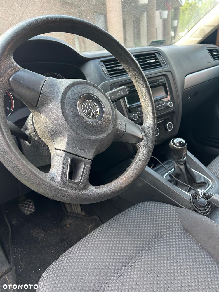 Volkswagen Jetta 1.2 TSI Trendline - 7