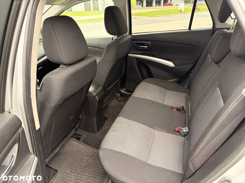 Suzuki SX4 S-Cross 1.6 DDiS Comfort - 16