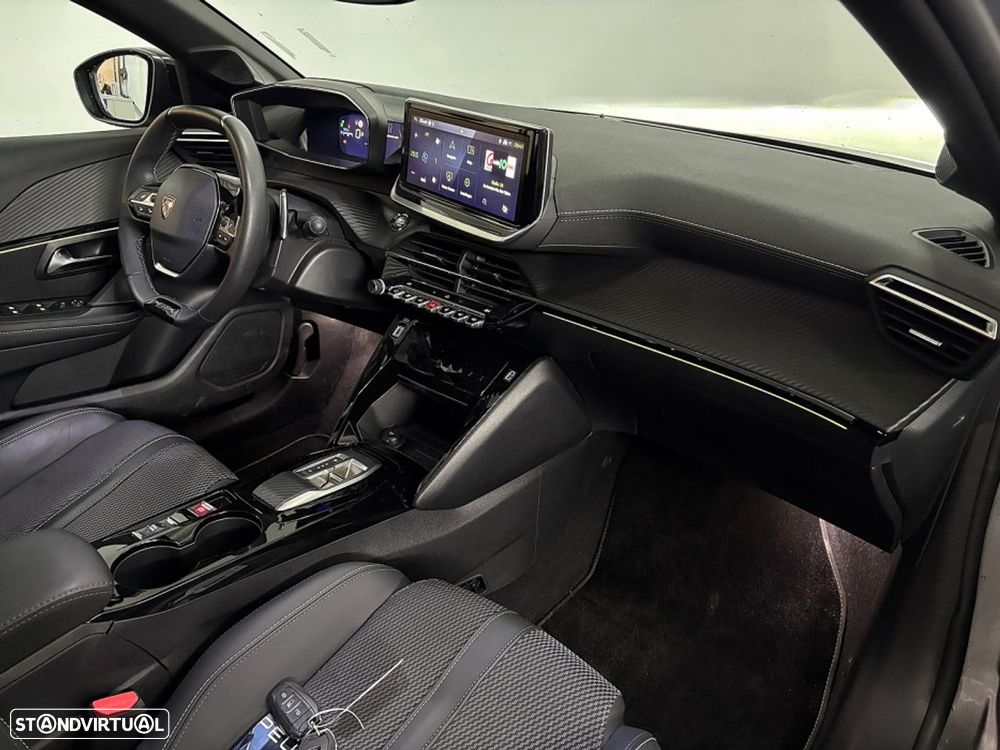 Peugeot 208 1.2 Hybrid GT e-DCS6 - 15