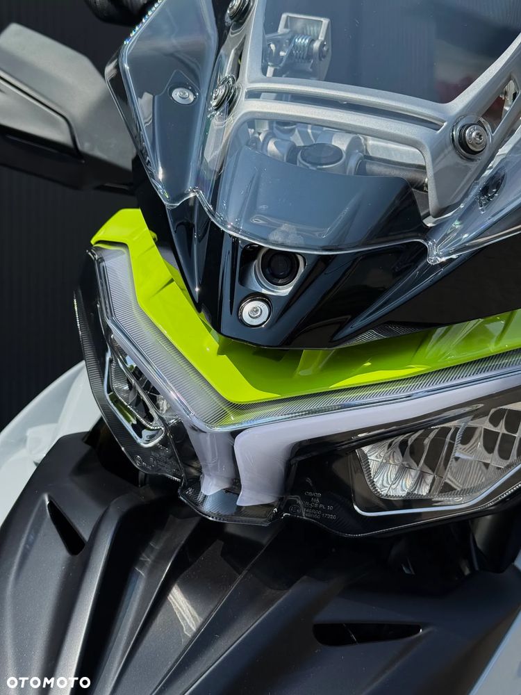 Benelli Inny - 8