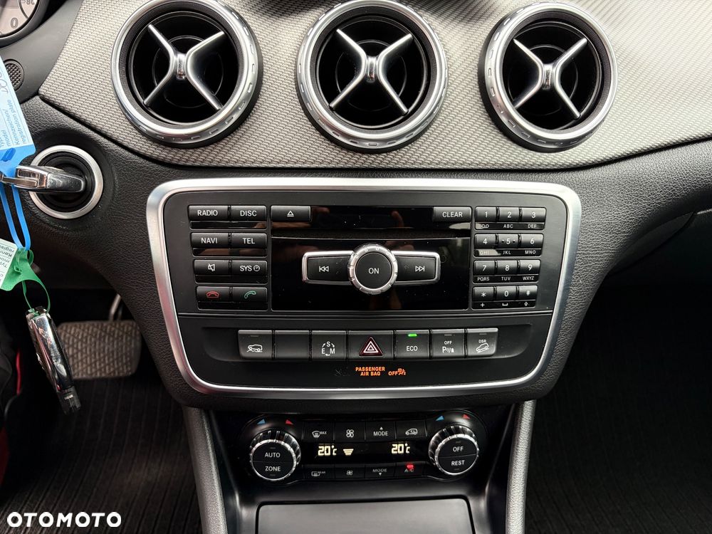 Mercedes-Benz GLA 250 4-Matic - 23