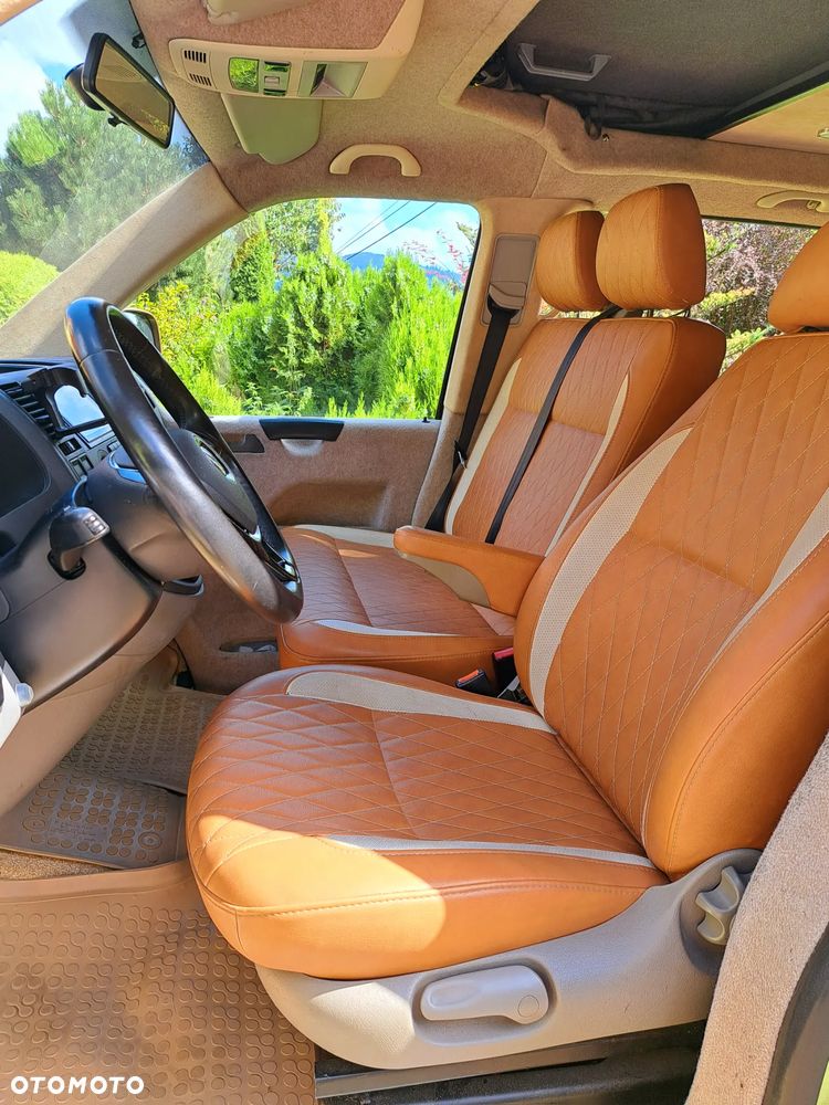 Volkswagen Caravelle - 4