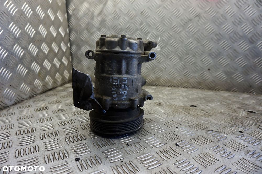 KOMPRESOR KLIMATYZACJI SPRĘŻARKA CLIO III PH2 LIFT 1.5 DCI 8200953359A RENAULT 2009-2012 - 1
