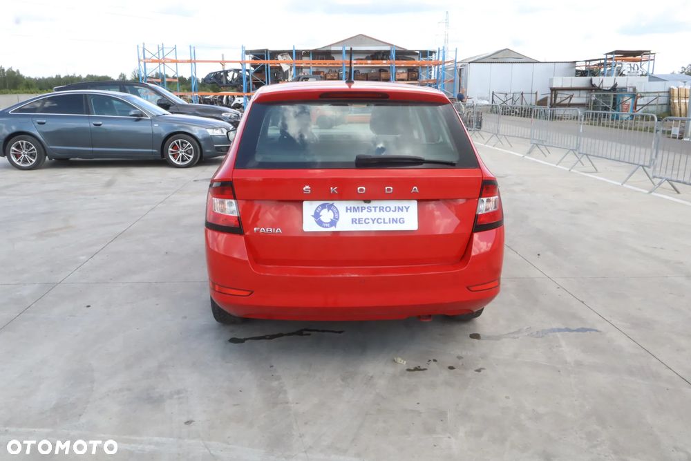 Skoda Fabia 1.0 TSI Style - 5