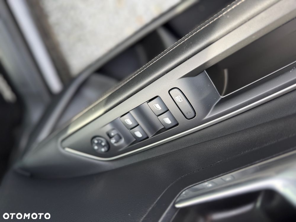 Peugeot 3008 1.5 BlueHDi Allure S&S EAT8 - 10