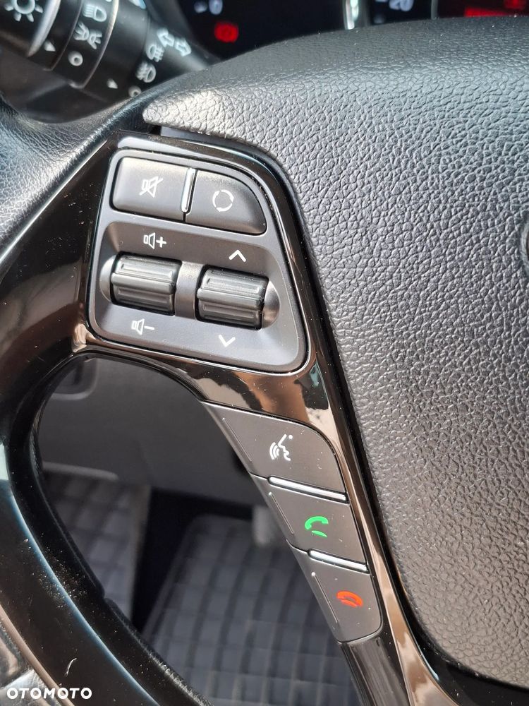 Kia Ceed 1.6 GDI XL - 24
