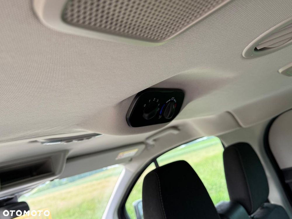 Ford Tourneo Custom 2.0 TDCi L2 Titanium - 28