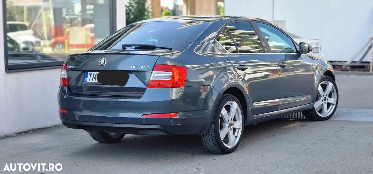 Skoda Octavia - 3