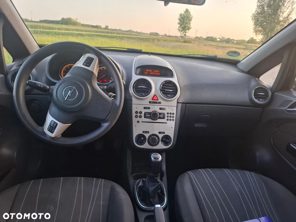 Opel Corsa 1.2 16V Enjoy - 21