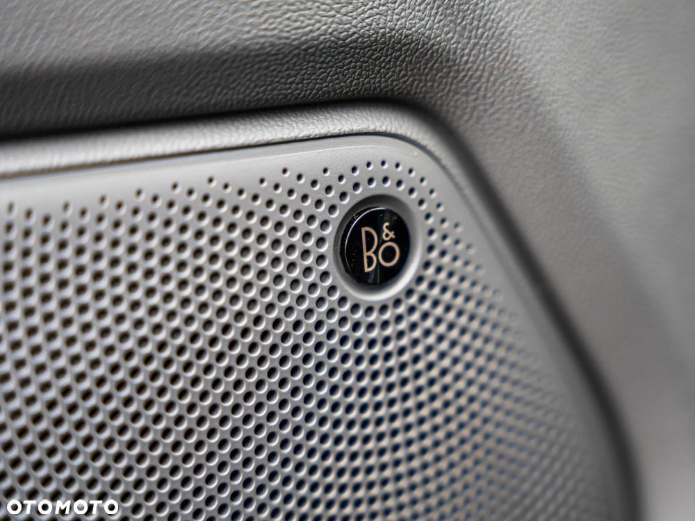 Ford Tourneo Custom - 23