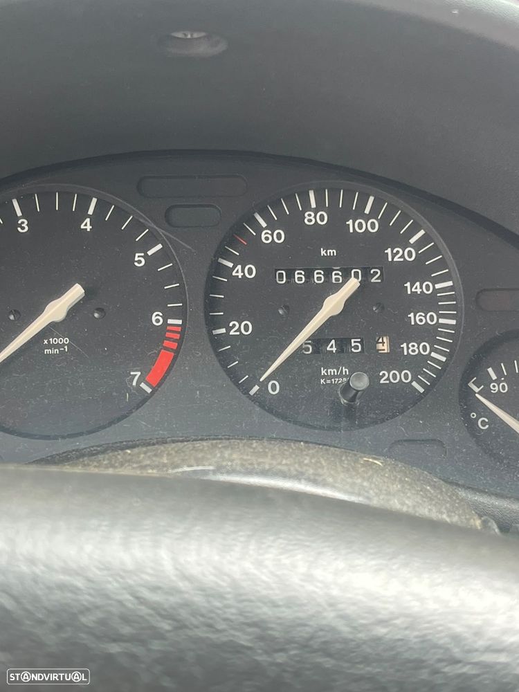 Opel Corsa 1.0 - 5