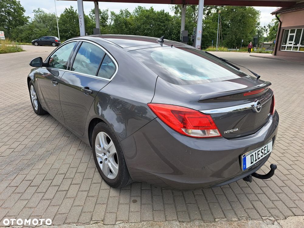 Opel Insignia - 10