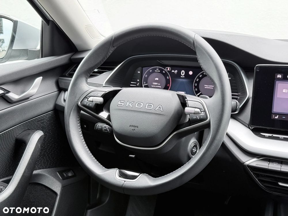 Skoda Octavia 1.5 TSI mHEV Selection DSG - 20