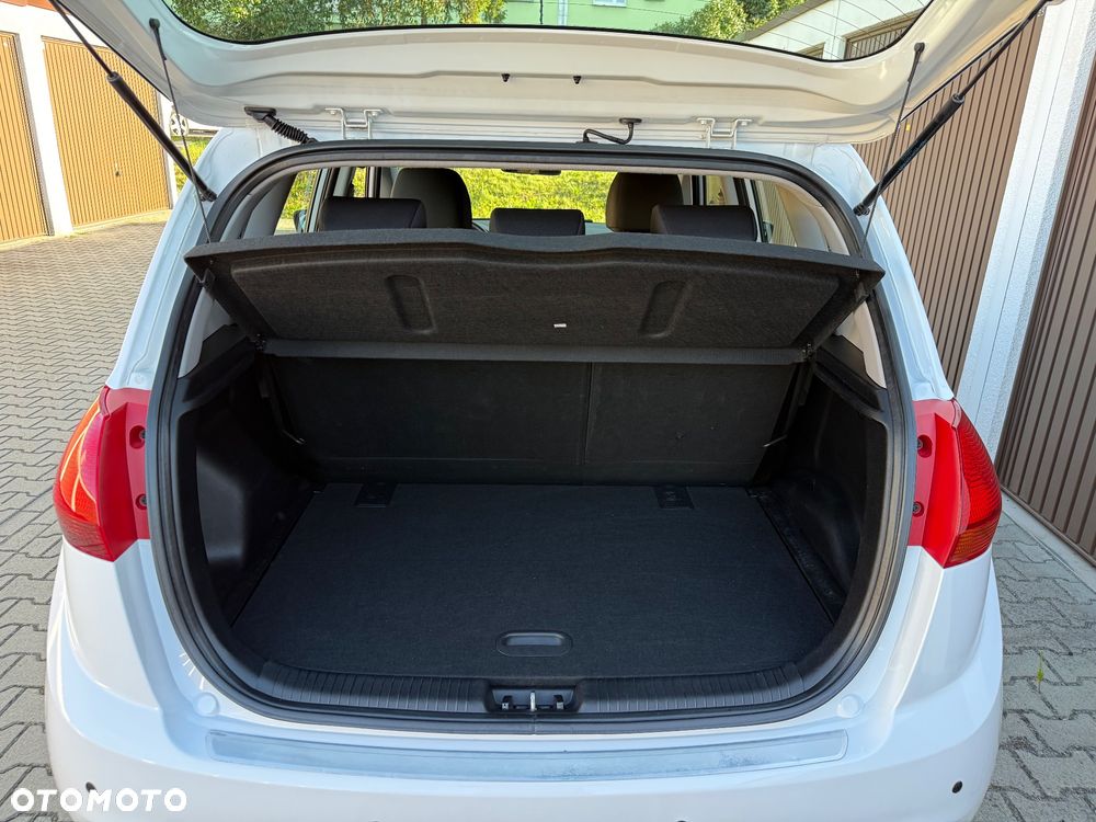Kia Venga 1.6 M - 9