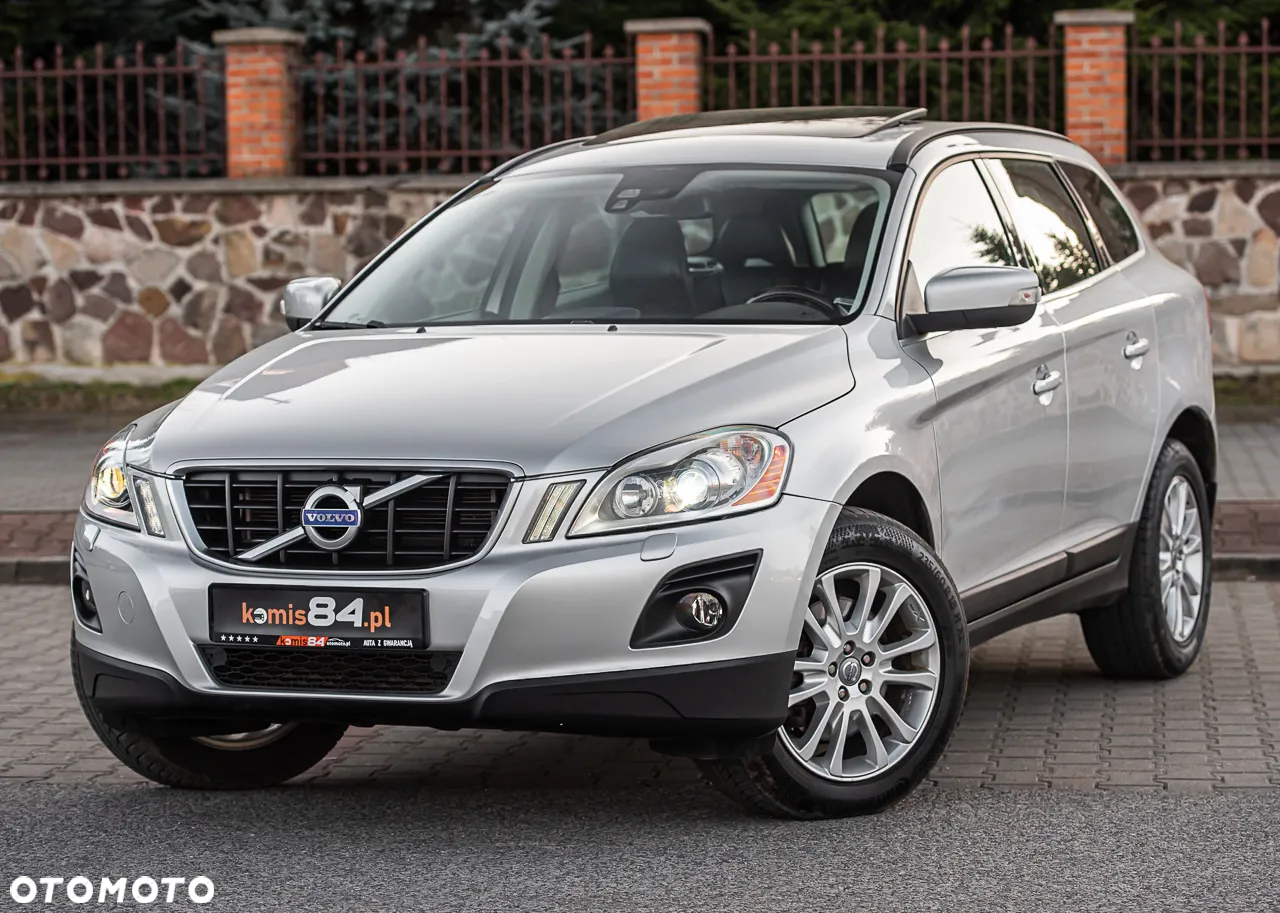 Volvo XC 60 T6 AWD Momentum - 2