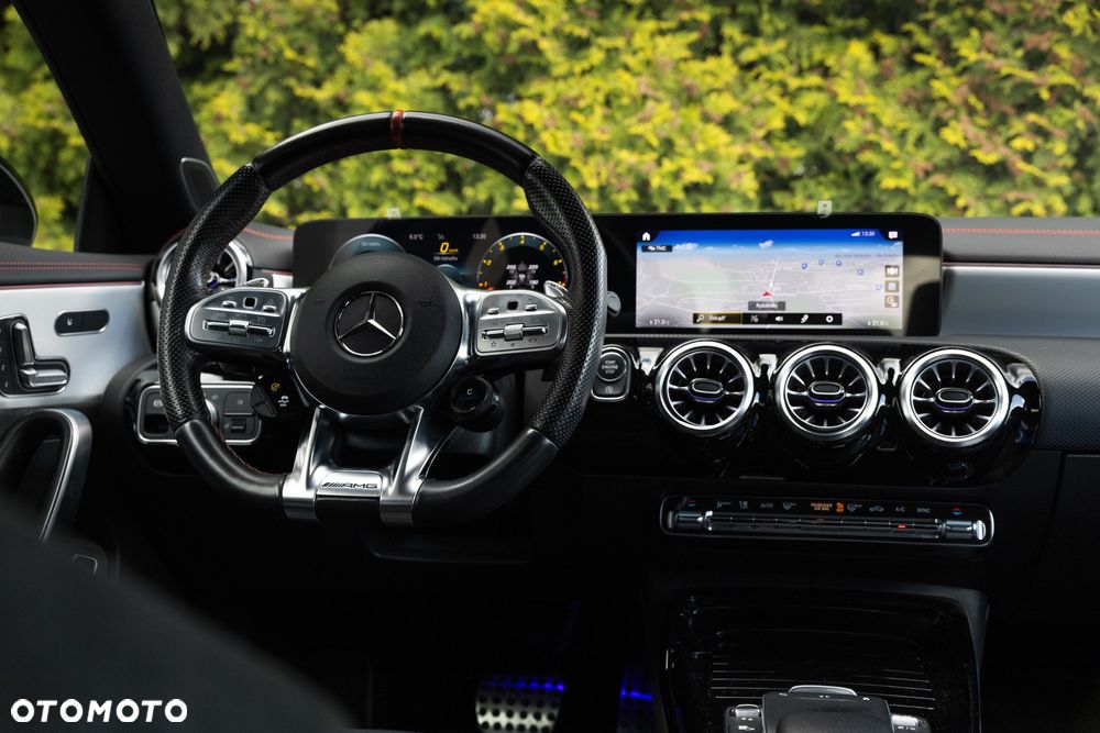 Mercedes-Benz CLA AMG 35 4-Matic 7G-DCT - 40
