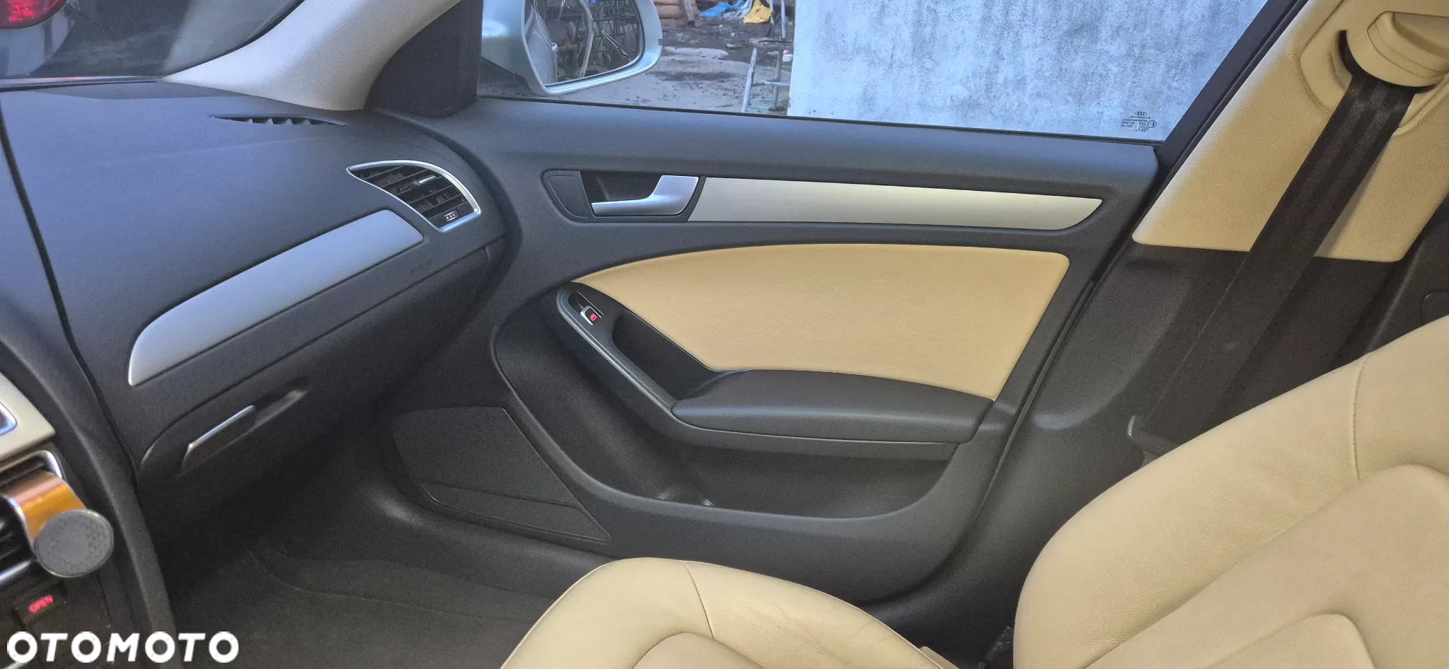Audi A4 Avant 2.0 TDI 116g DPF Attraction - 35