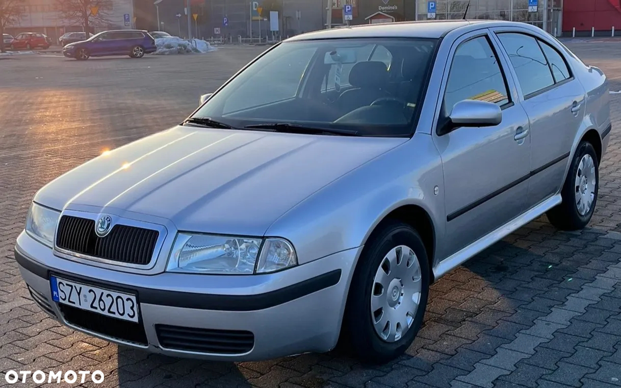 Skoda Octavia 1.6 Tour Plus - 3