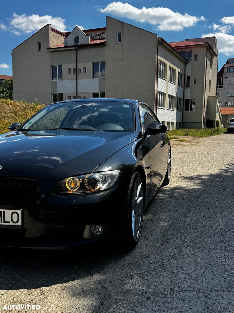BMW Seria 3 320i Coupe Aut. - 5
