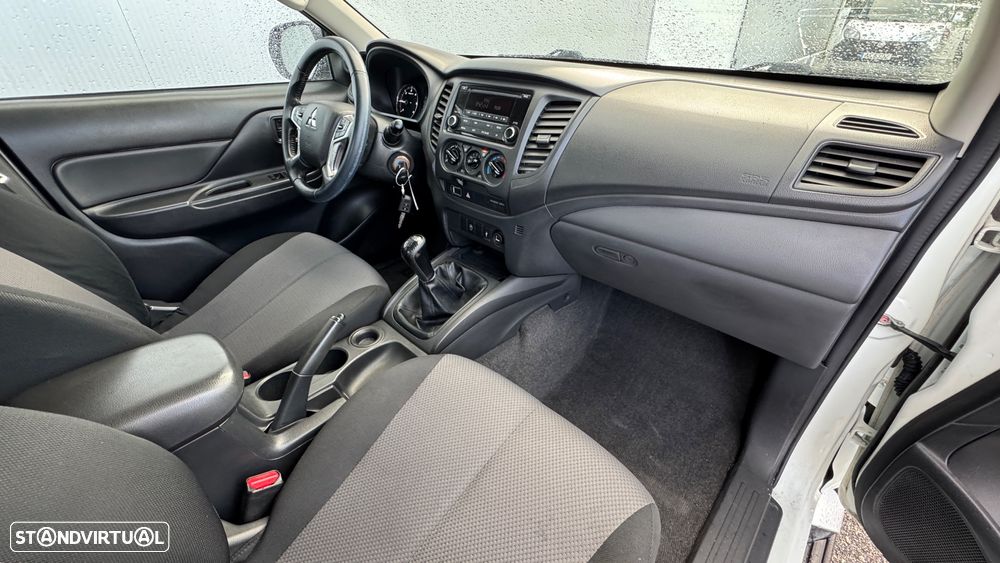 Mitsubishi L-200 Cabine dupla 2WD - 14