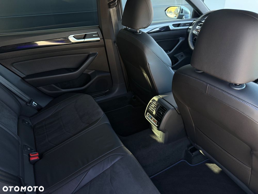 Volkswagen Arteon Shooting Brake 2.0 TSI 4Motion R DSG - 33