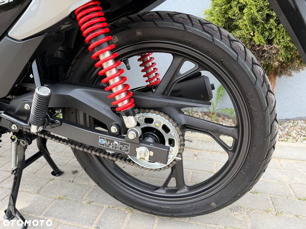 Honda CBF - 27