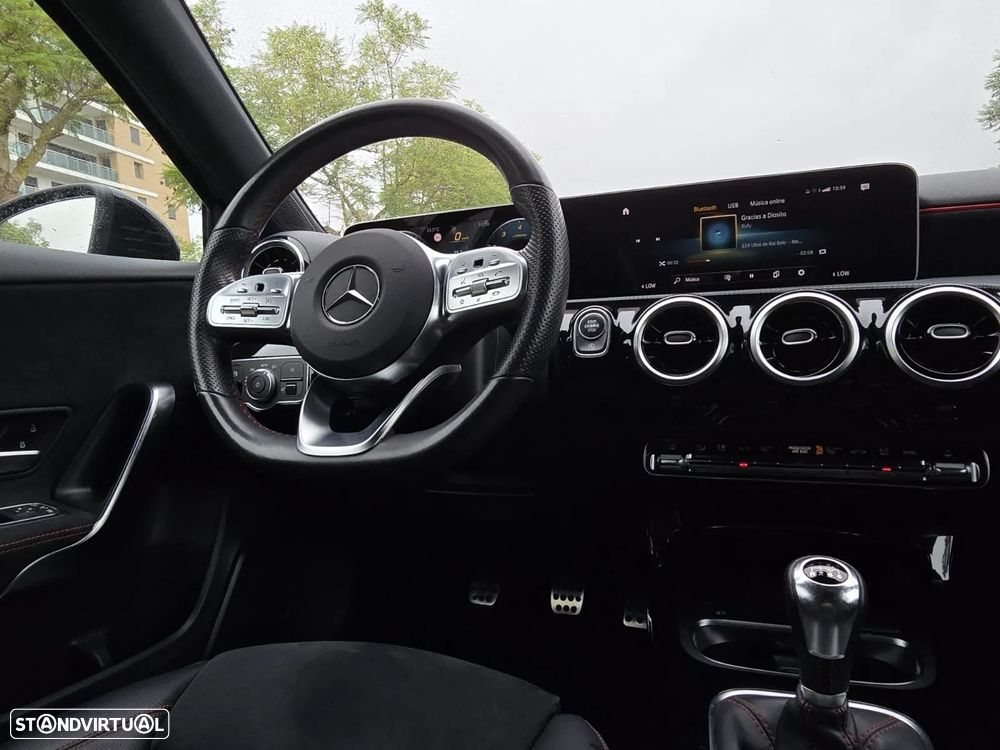 Mercedes-Benz A 160 Advanced AMG Line - 17